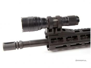 Magpul Light Mount V-Block & Rings Black