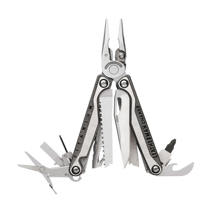 Leatherman CHARGE + TTI Titanium, Nylon Holster mit Tasche, M